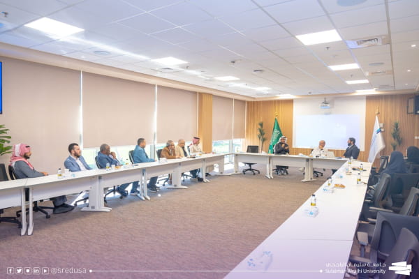 جامعة سليمان الراجحي تبحث فرص التعاون البحثي مع جامعة ماستريخت الهولندية في المجالات الطبية