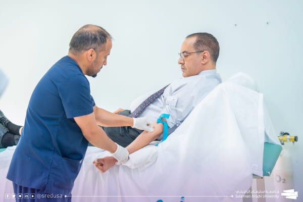 جامعة سليمان الراجحي تنظم حملة للتبرع بالدم بالتعاون مع مستشفى البكيرية
