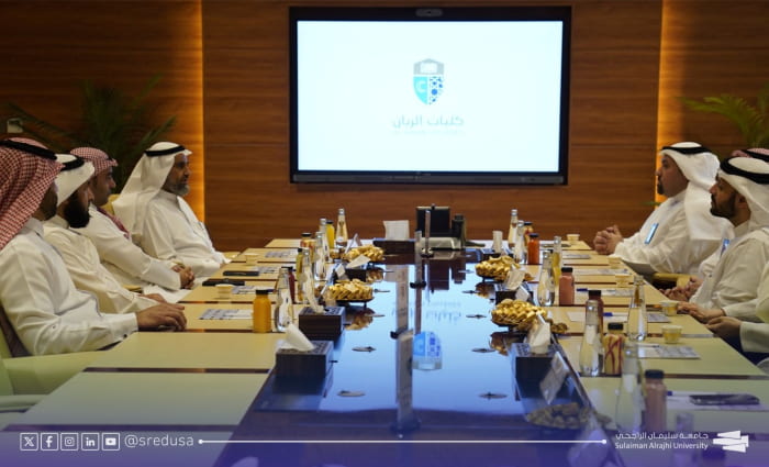وفد من الجامعة يزور جامعة الأمير مقرن وكليات الريان الأهلية لبحث مجالات التعاون الأكاديمي